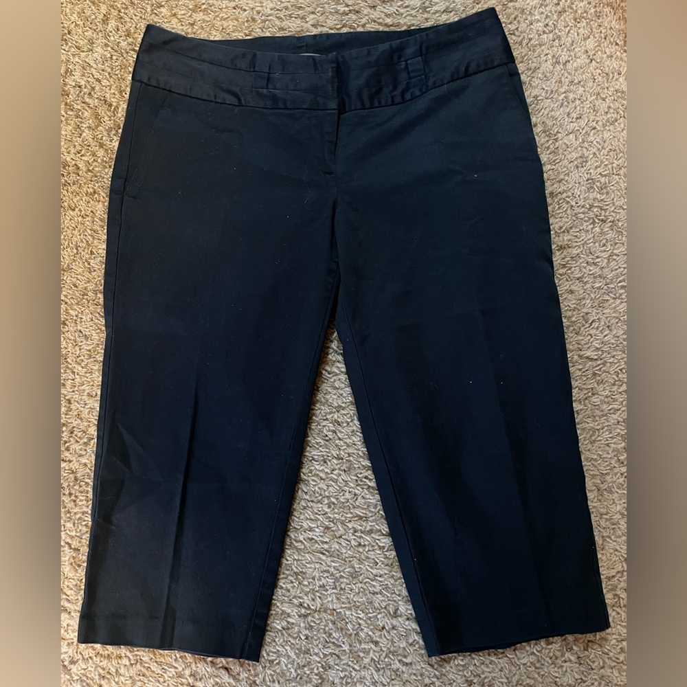 Black Capris with Back Pockets
